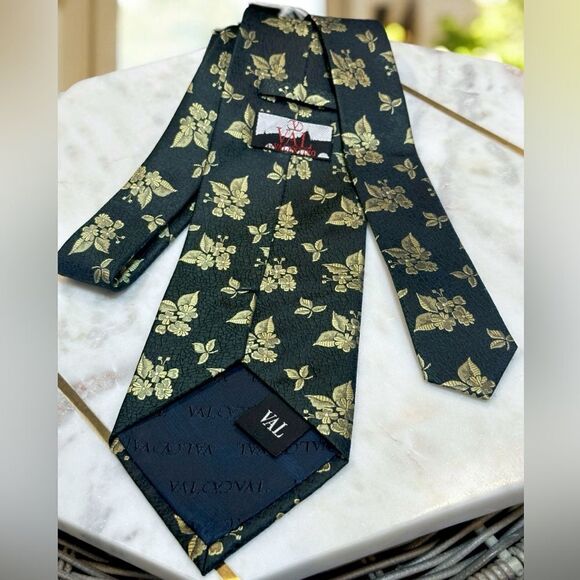 🔥 Valentino 100% Silk Floral Gold Accents Tie - Picture 14 of 16
